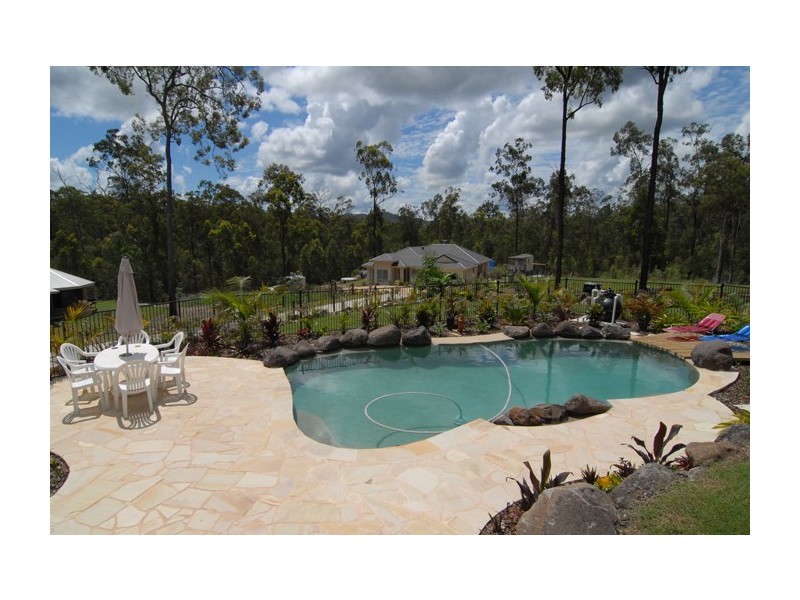19-21 Pole Crescent, New Beith QLD 4124