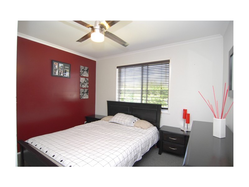 16 Michael Street, Slacks Creek QLD 4127