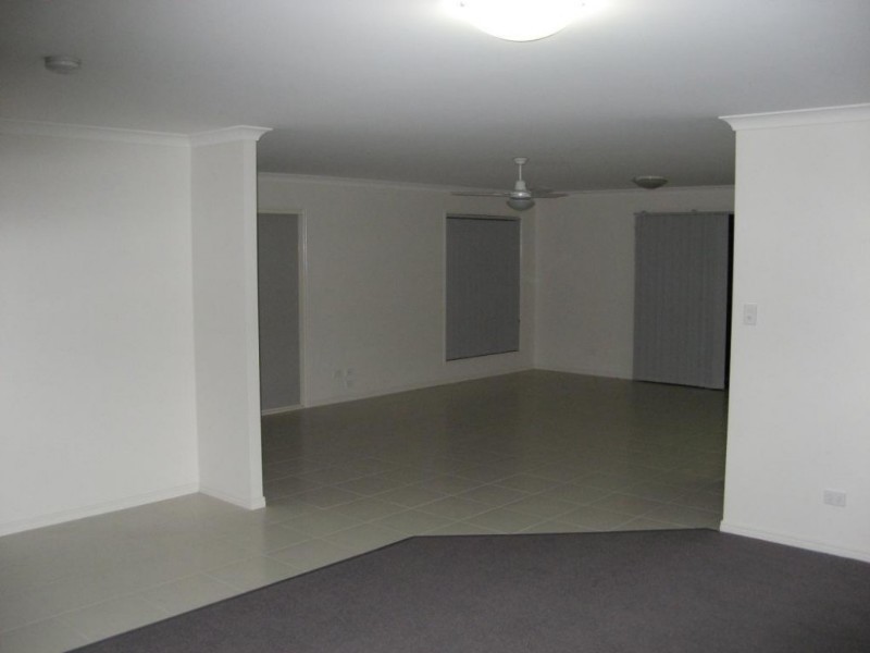50 Watervale Place, Calamvale QLD 4116