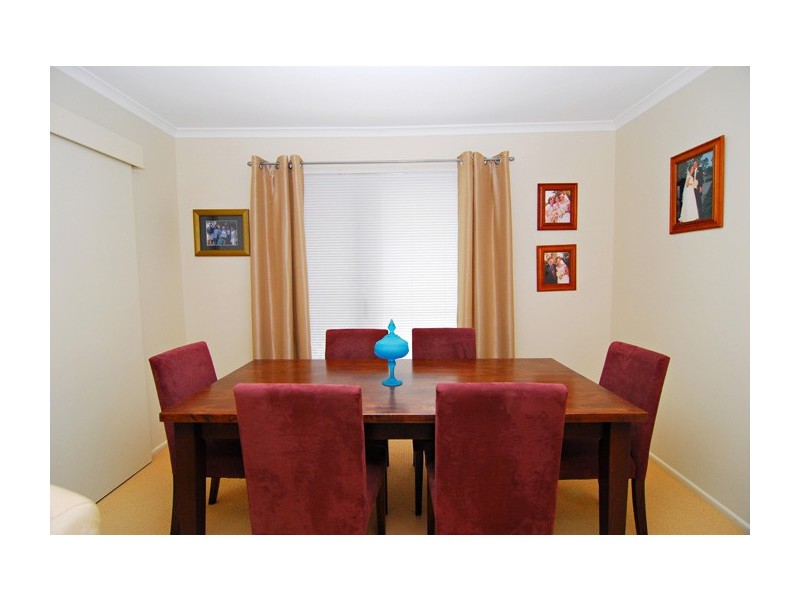 10 Aspen Court, Regents Park QLD 4118