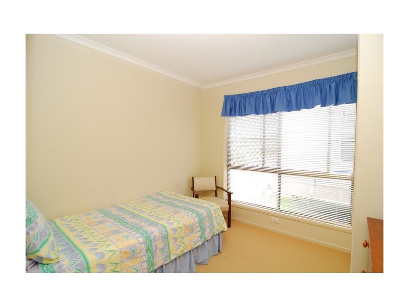 10 Aspen Court, Regents Park QLD 4118