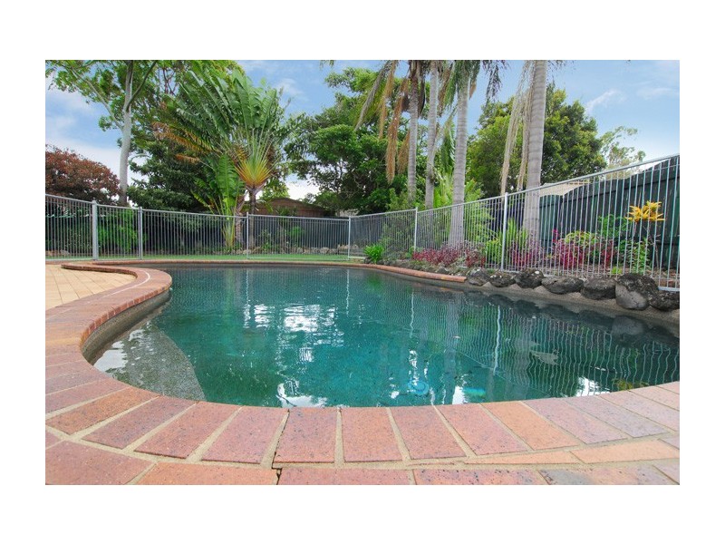 10 Aspen Court, Regents Park QLD 4118