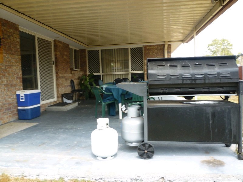 38 Lakeview Drive, Logan Reserve QLD 4133
