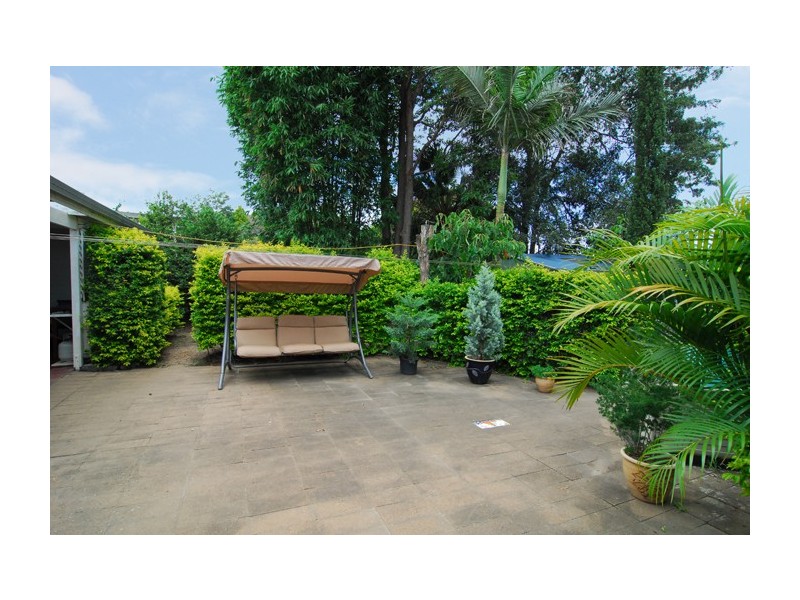 12 Dorachus Drive, Regents Park QLD 4118
