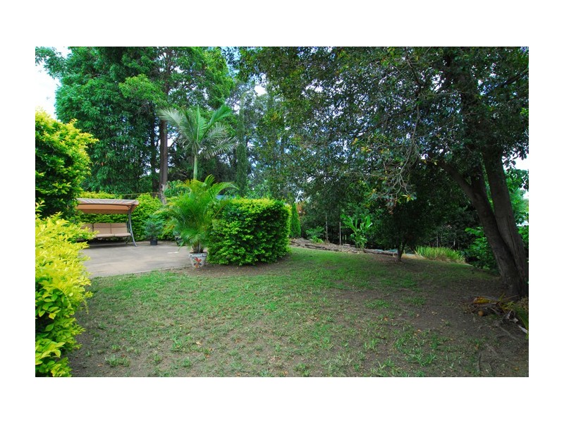 12 Dorachus Drive, Regents Park QLD 4118