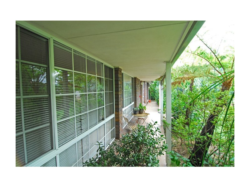 12 Dorachus Drive, Regents Park QLD 4118