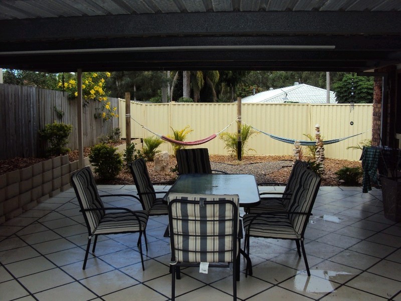 13 Acorus Court, Regents Park QLD 4118