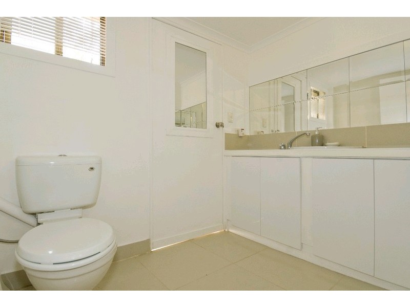 6-8 Blyth Court, Forestdale QLD 4118