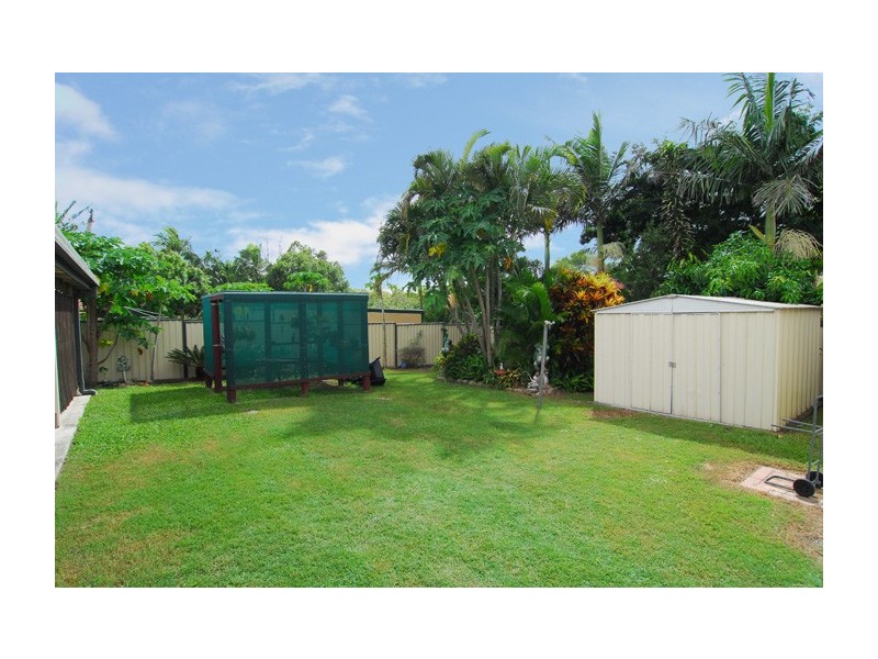 18 Peverell Street, Hillcrest QLD 4118