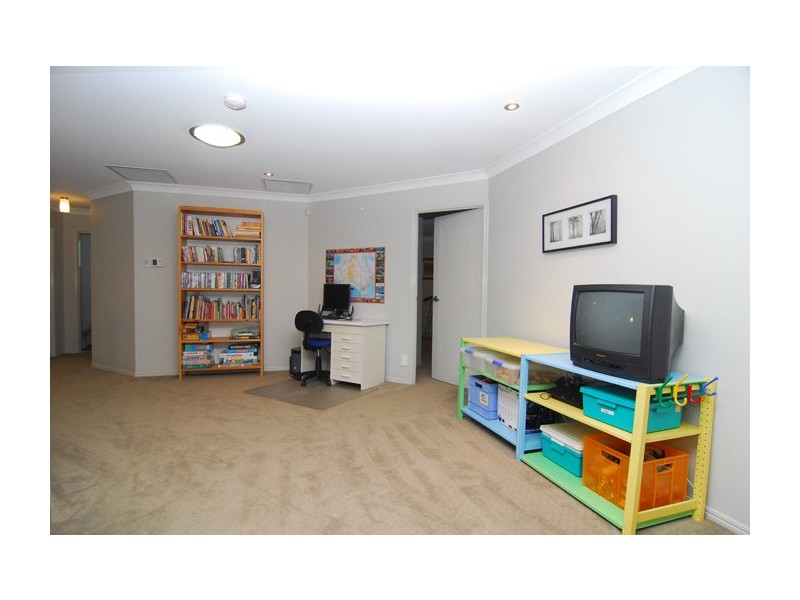 151 Lake Eyre Crescent, Parkinson QLD 4115