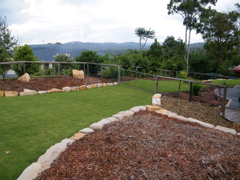 85 Wuraga Road, Bahrs Scrub QLD 4207
