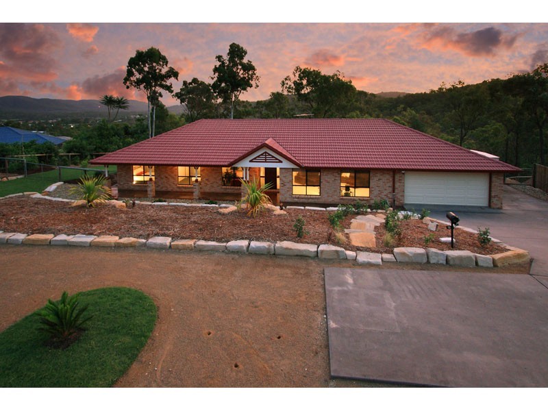 85 Wuraga Road, Bahrs Scrub QLD 4207