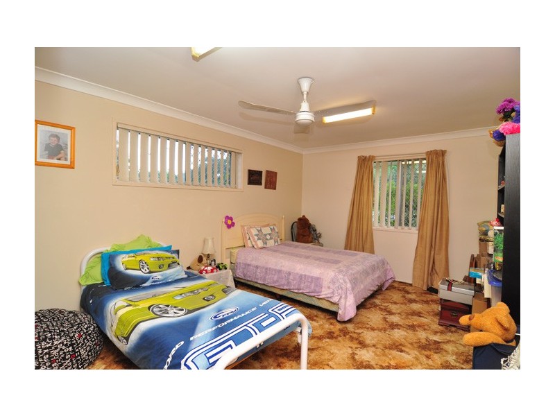 2 Dornock Drive, Boronia Heights QLD 4124