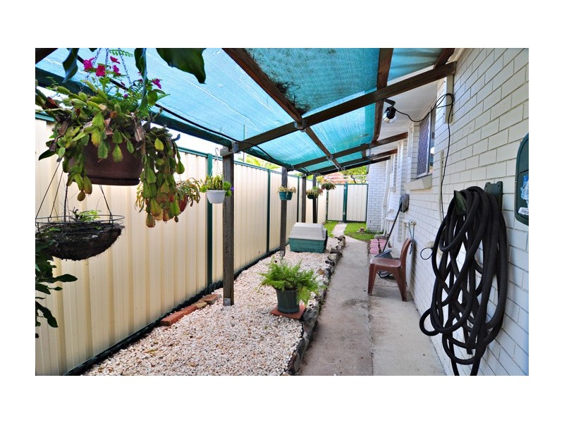 2 Dornock Drive, Boronia Heights QLD 4124