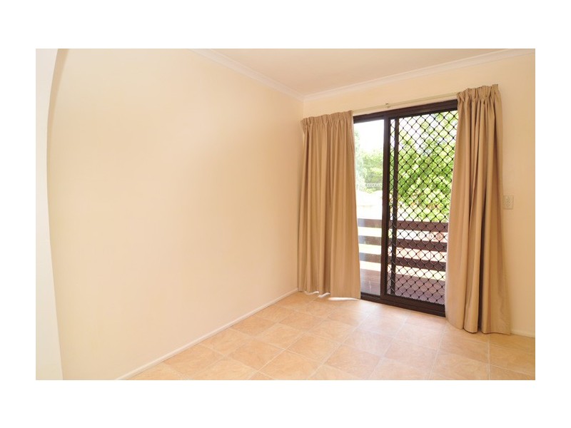 37 Enford Street, Hillcrest QLD 4118