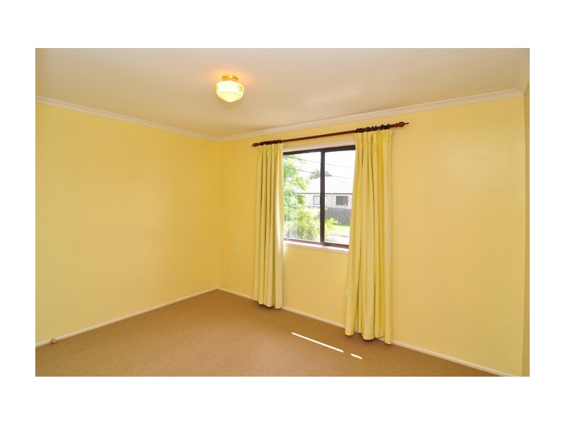 37 Enford Street, Hillcrest QLD 4118