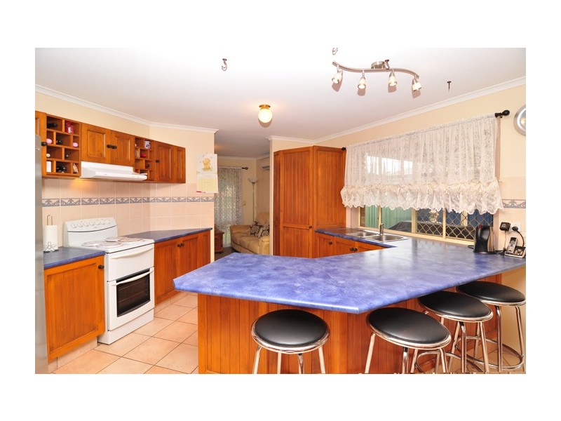 51 Federation Drive, Hillcrest QLD 4118