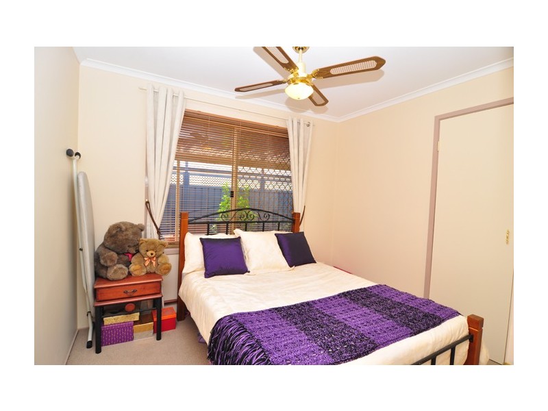 51 Federation Drive, Hillcrest QLD 4118