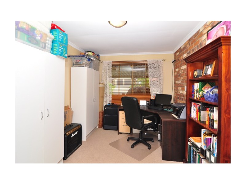51 Federation Drive, Hillcrest QLD 4118