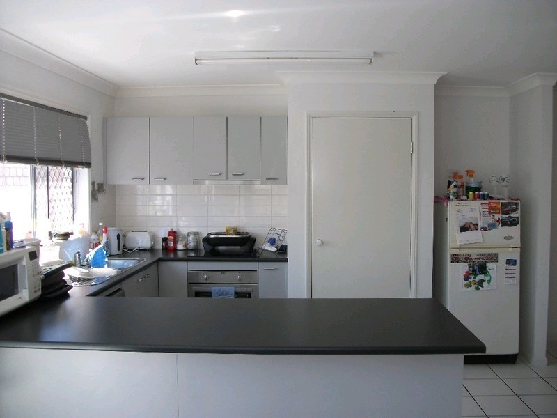 11 Lake Borumba Drive, Logan Reserve QLD 4133