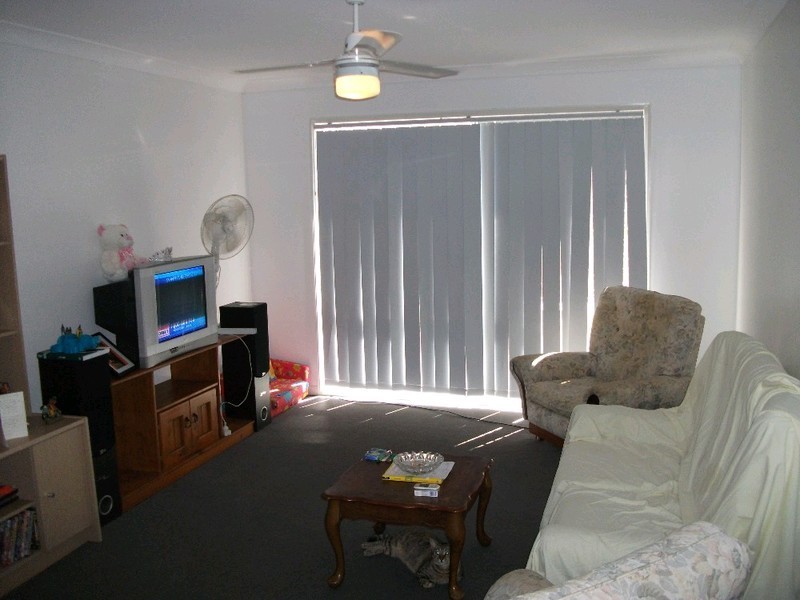 11 Lake Borumba Drive, Logan Reserve QLD 4133