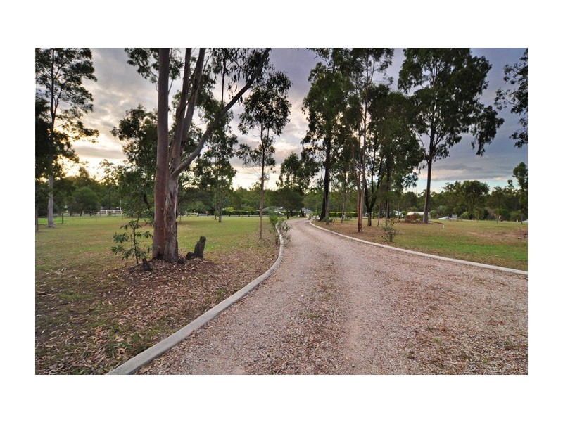 42 Bushman Drive, Jimboomba QLD 4280