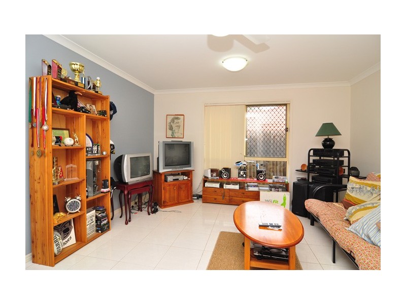 27 Gippsland Place, Calamvale QLD 4116