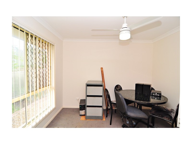27 Gippsland Place, Calamvale QLD 4116