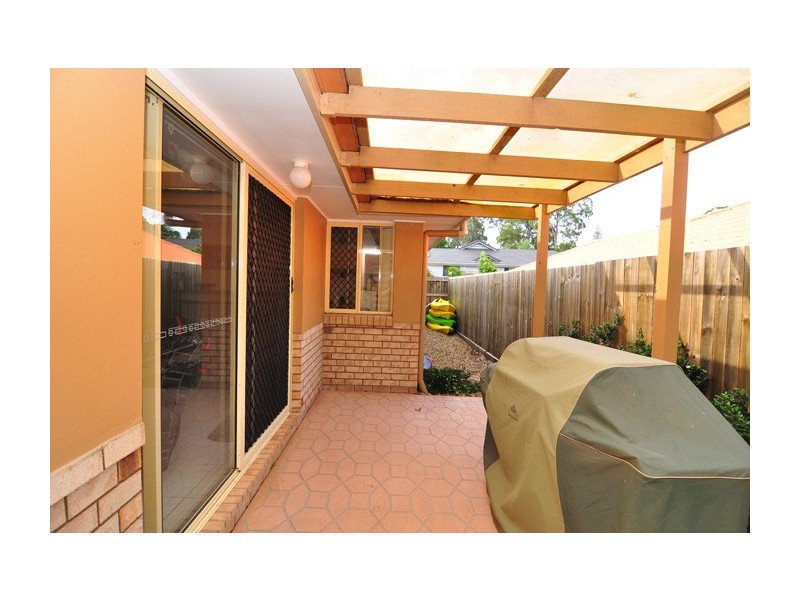 27 Gippsland Place, Calamvale QLD 4116