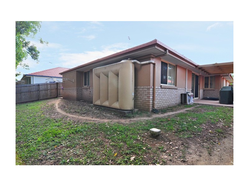 27 Gippsland Place, Calamvale QLD 4116