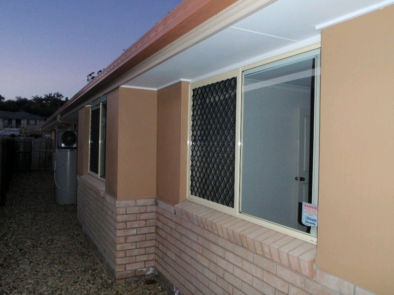 27 Gippsland Place, Calamvale QLD 4116