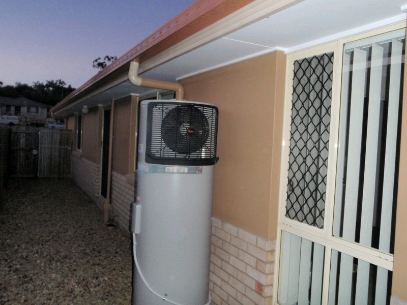 27 Gippsland Place, Calamvale QLD 4116