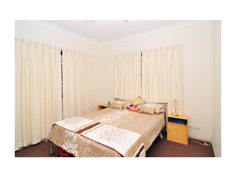 8 May Street, Parkinson QLD 4115