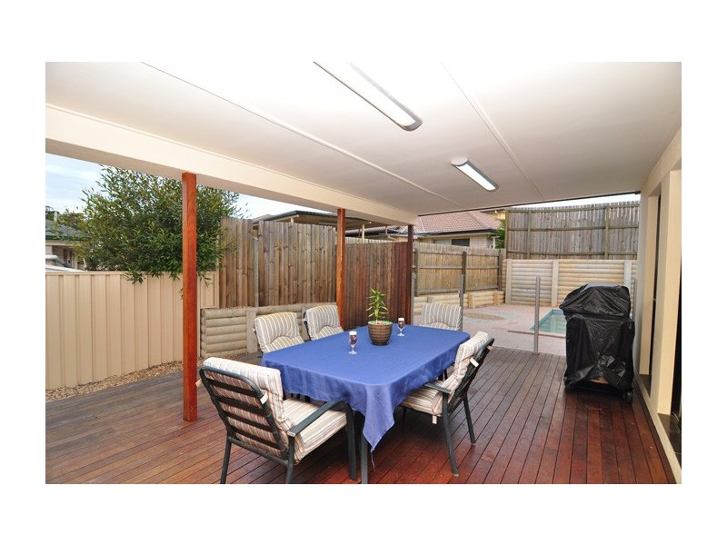 8 May Street, Parkinson QLD 4115