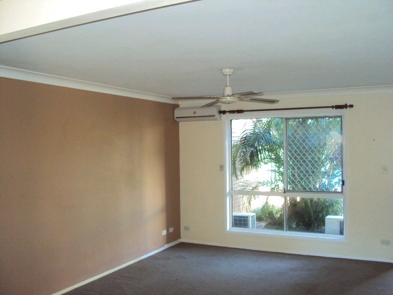 2/7 Sussex Street, Browns Plains QLD 4118