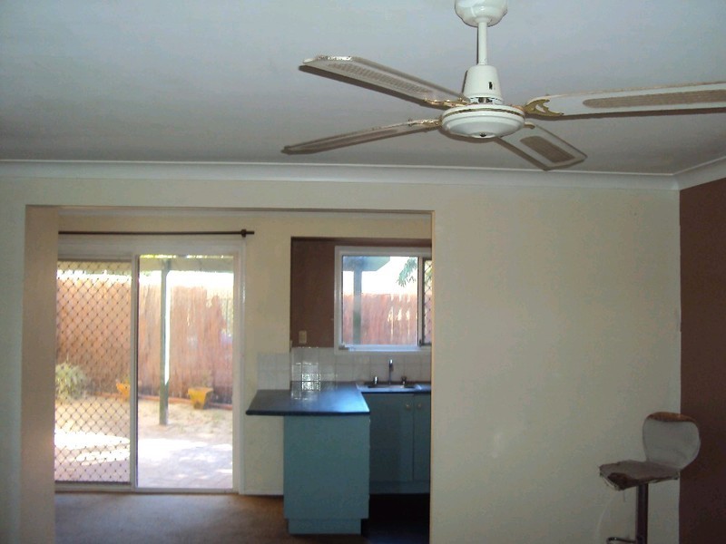 2/7 Sussex Street, Browns Plains QLD 4118