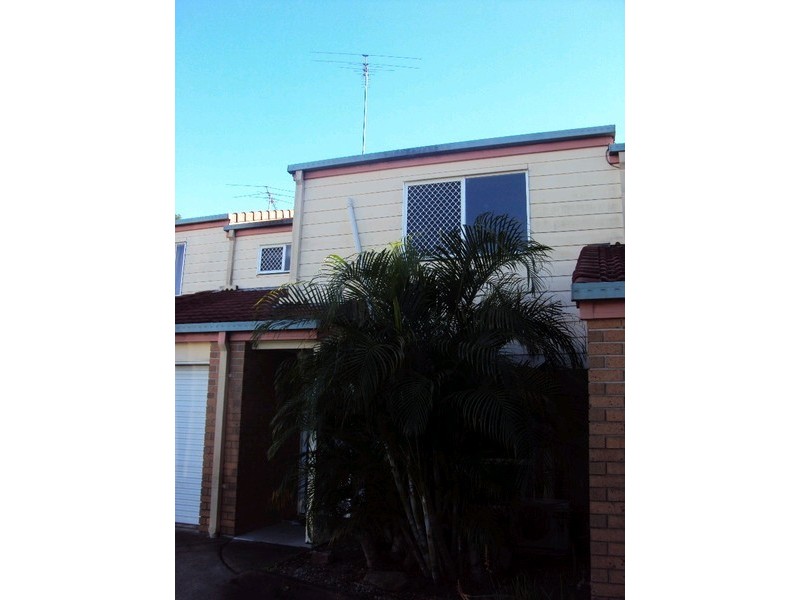 2/7 Sussex Street, Browns Plains QLD 4118