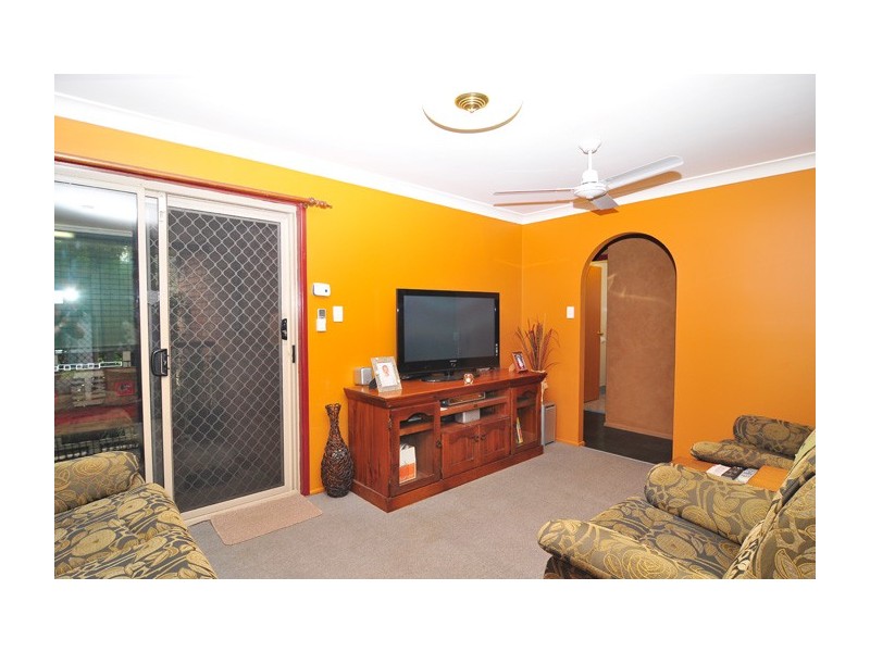 18 Macauley Drive, Boronia Heights QLD 4124