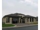 8 William Close, Doolandella QLD 4077