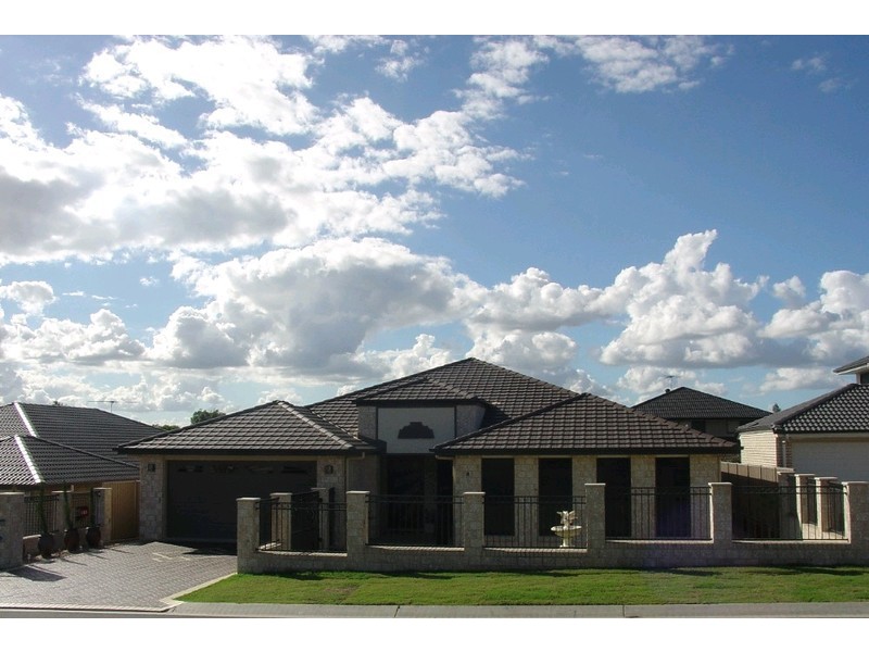 8 William Close, Doolandella QLD 4077