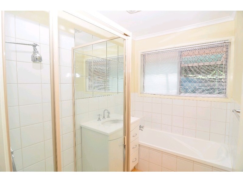22 Katrina Crescent, Waterford West QLD 4133