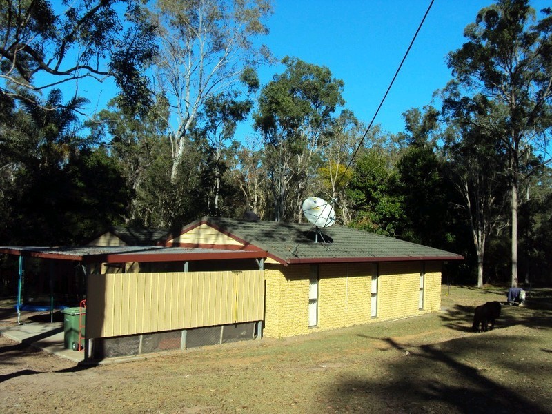 259 Clifton Drive, North Maclean QLD 4280