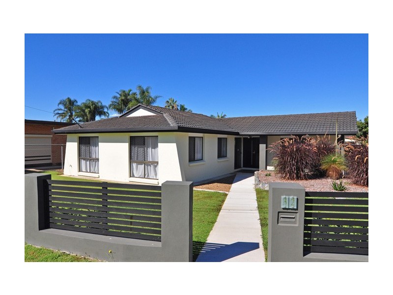 32 Bywater Street, Hillcrest QLD 4118