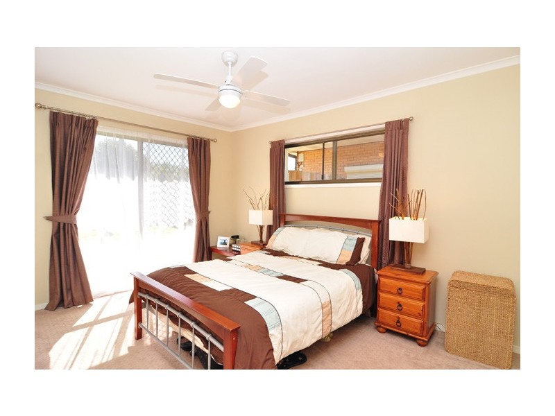 32 Bywater Street, Hillcrest QLD 4118