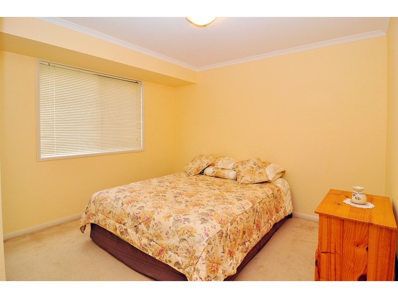 20 Cornell Close, Regents Park QLD 4118