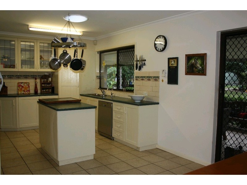 18-24 Dunfermline Road, North Maclean QLD 4280