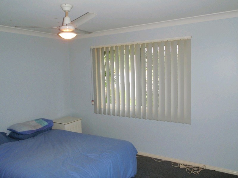 52 Bushland Drive, Regents Park QLD 4118