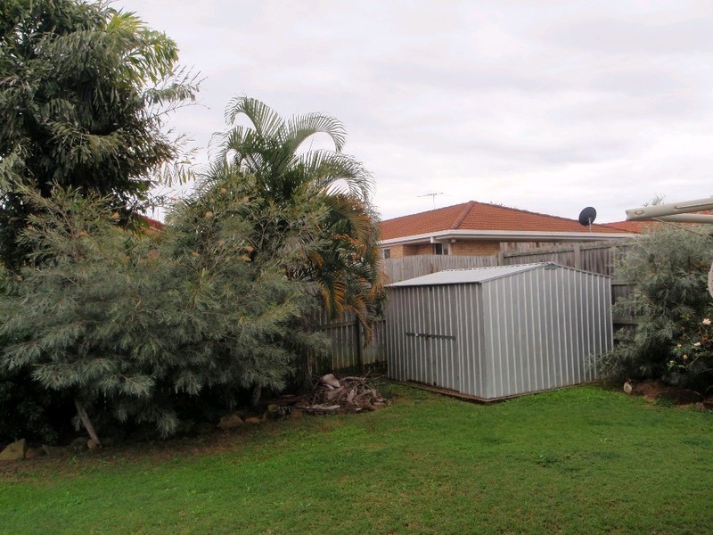 52 Bushland Drive, Regents Park QLD 4118