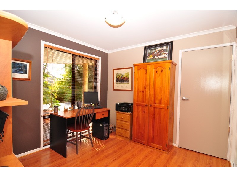 63 Bannockburn Crescent, Parkinson QLD 4115