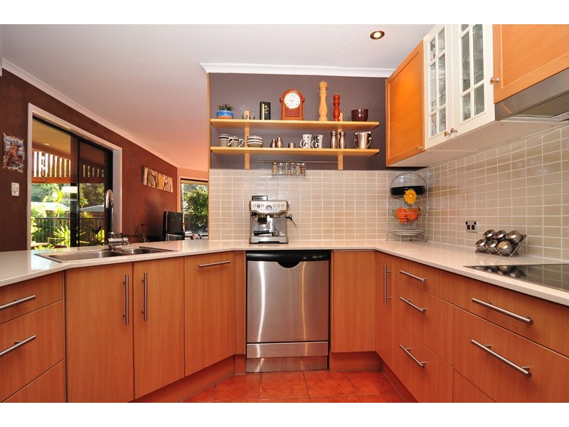 63 Bannockburn Crescent, Parkinson QLD 4115